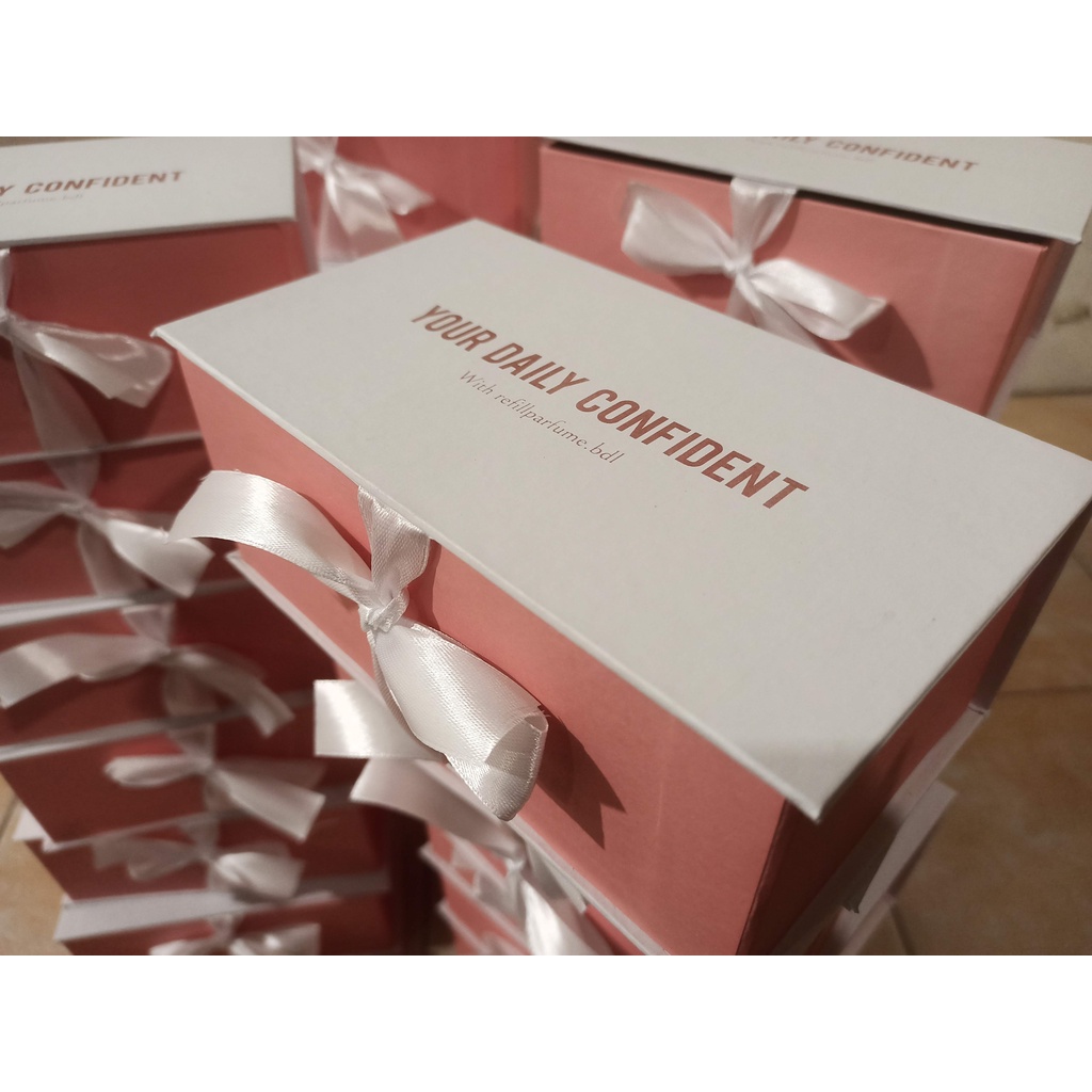 

Gift Box 18x10x7cm || Kotak Kado Custom || Parfum || accesories || hampers || Kotak Perhiasan Emas