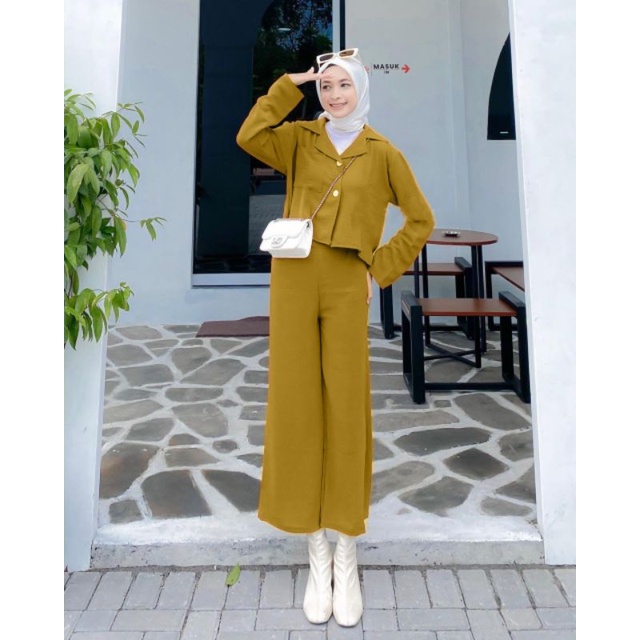 FREYA ONE SET CROP / SETELAN CRINCKLE-Olive