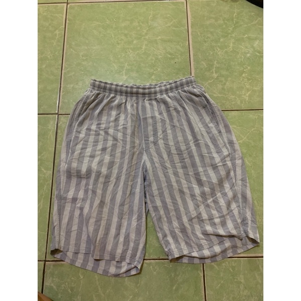 Uniqlo stripe pants