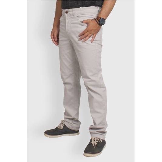 CELANA STANDART PRIA BY EMBA JEANS