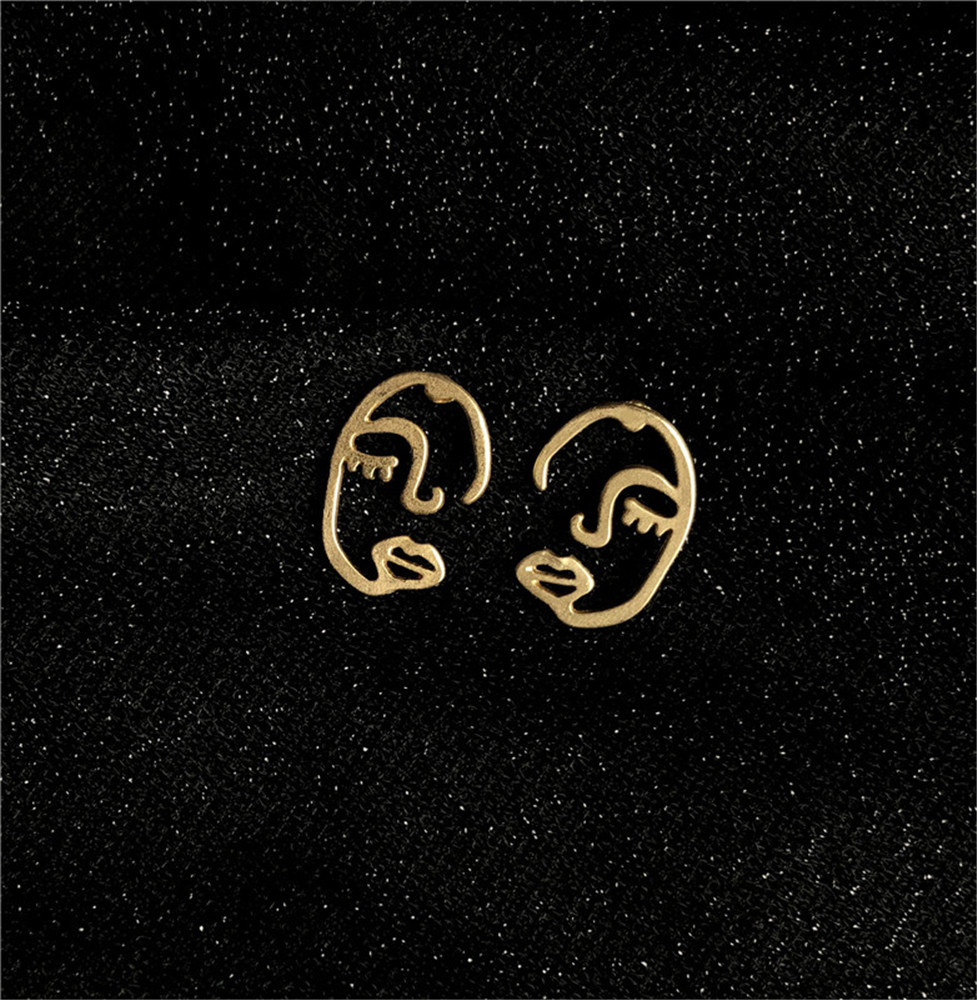 【COD Tangding】Abstract Simple Hollow Out Face Earrings Korea Ins New Fashion Earstuds Gold Color