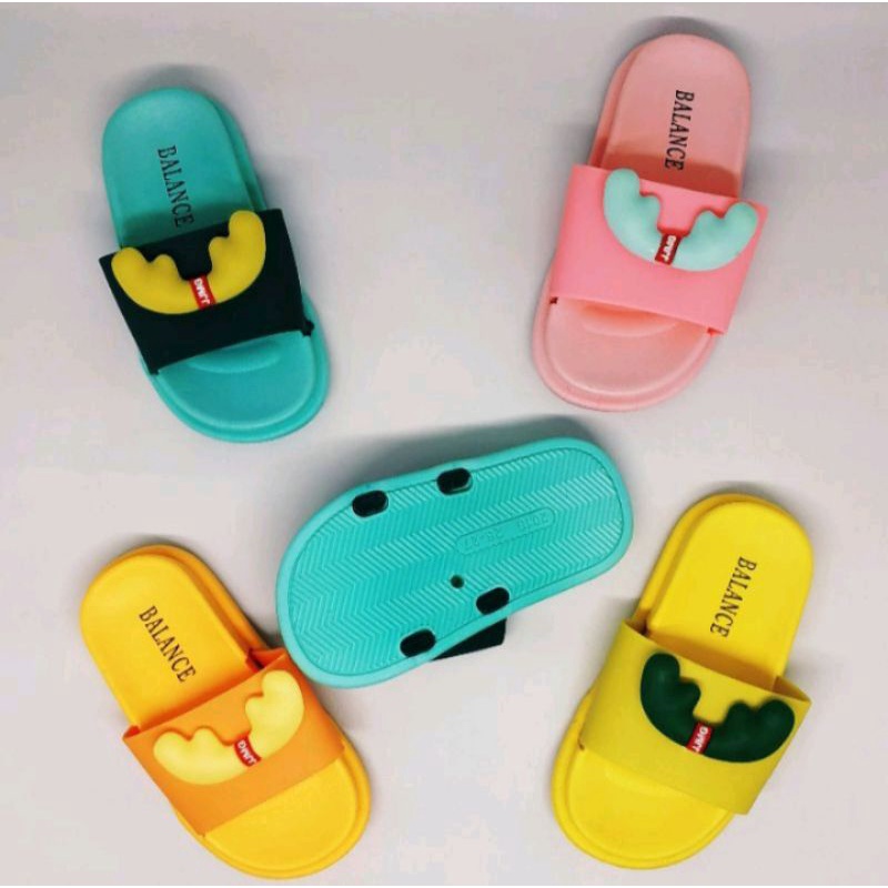 Sandal Anak Perempuan Jelly Impor Empuk