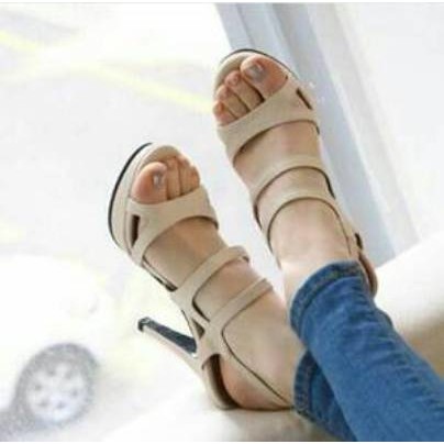 HIGH HEELS Sepatu Sendal High Heels S22 Cream