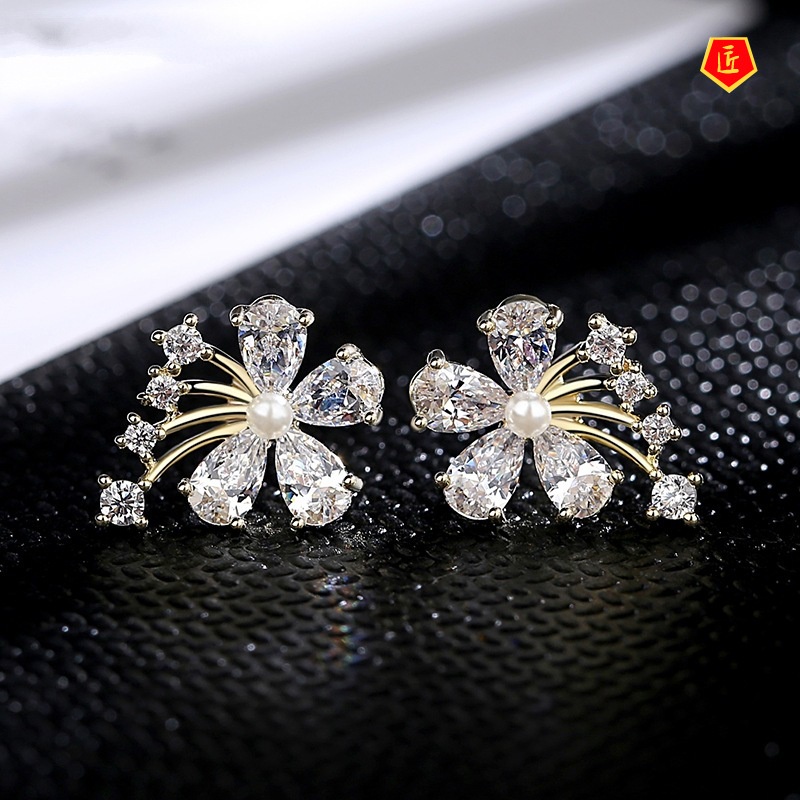 [Ready Stock]Simple Graceful Luxury Flower Ear Studs 925 Silver