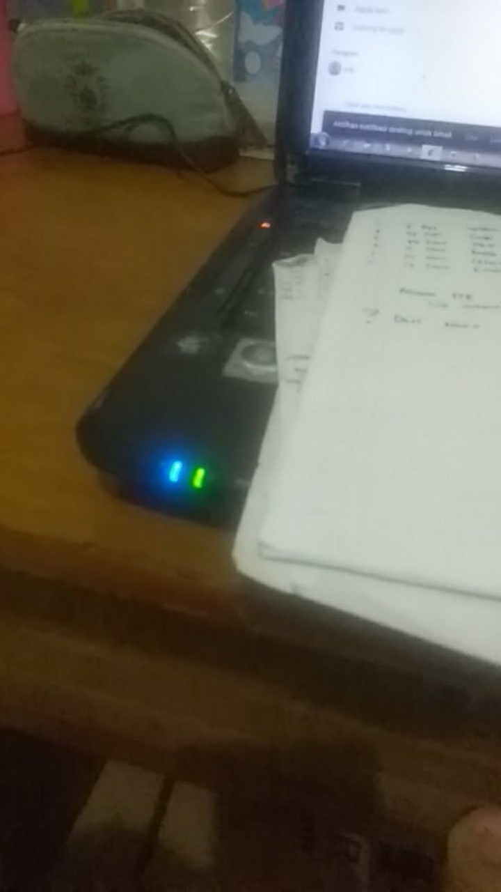 Kemeja Batik Pria Batik Semi Sutra Berfuring 100%  Tidak Luntur