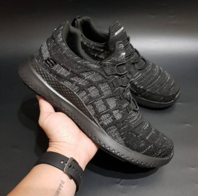 SKECHERS MATERA FREYMERE MAN + LENGKAP BOX