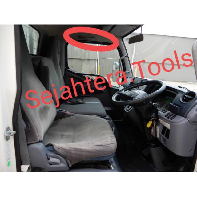 Handle pull pegangan pintu tangan Mitsubishi Canter Orisinil