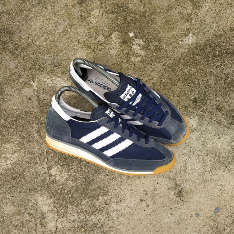 sepatu second Adidas SL 72