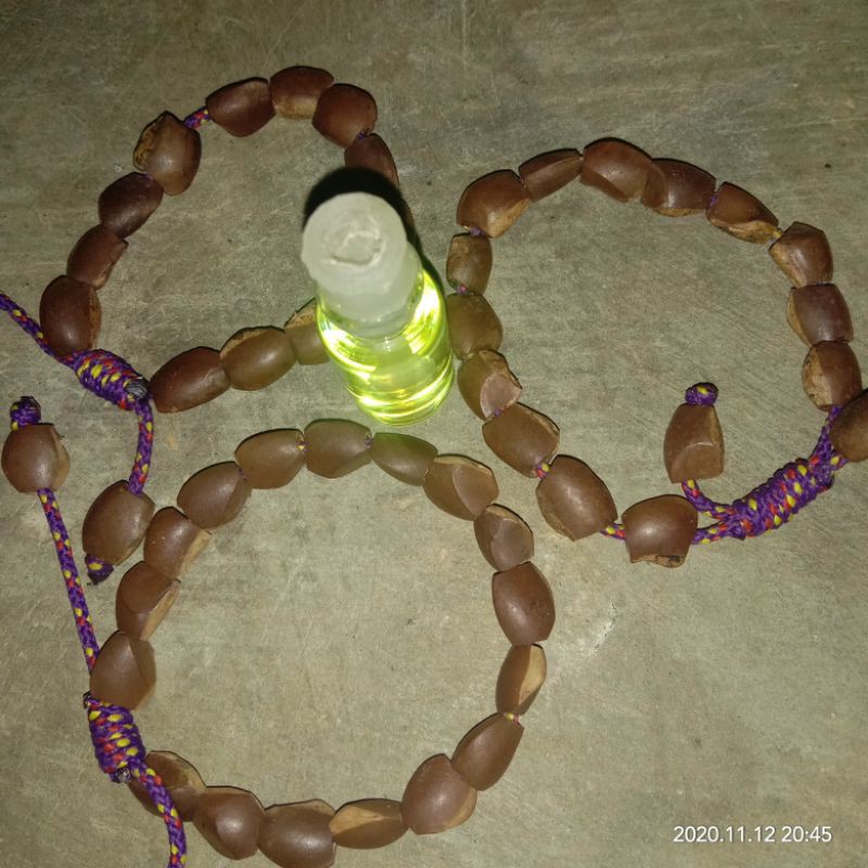 gelang karomah sebalik sumpah