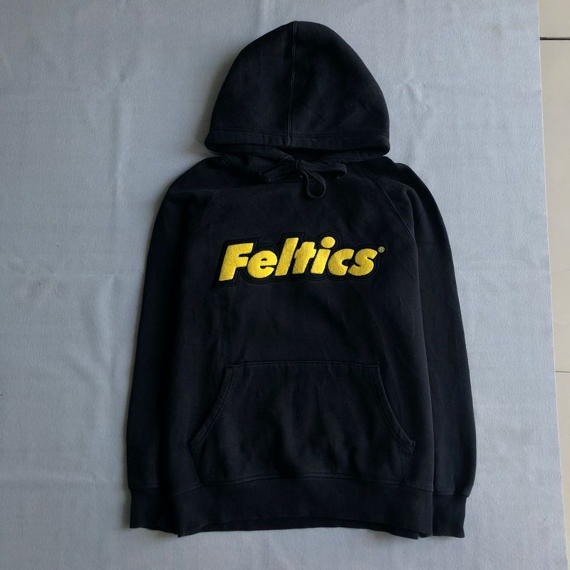 Hodie Feltics Supering second