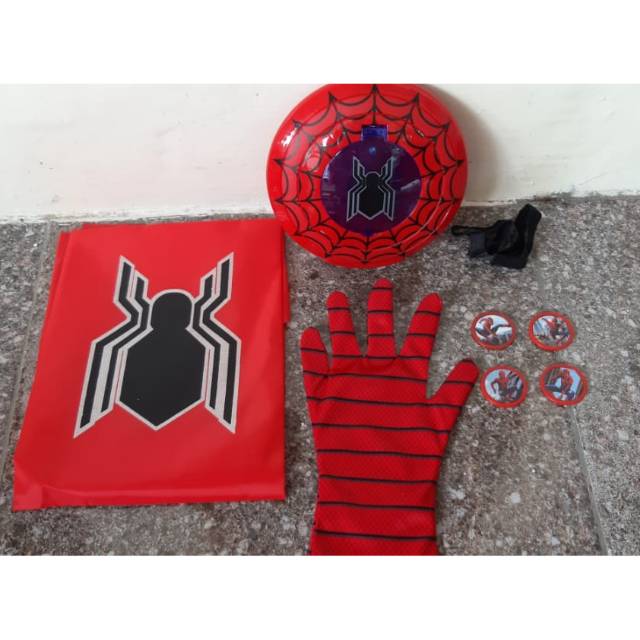 Sarung tangan spiderman jubah spiderman tameng spiderman pin spiderman - spiderman attack