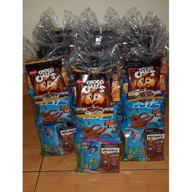 

Paket snack ulang tahun