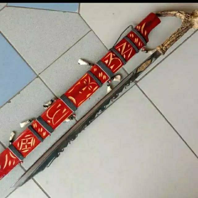 Mandau Kalimantan Asli