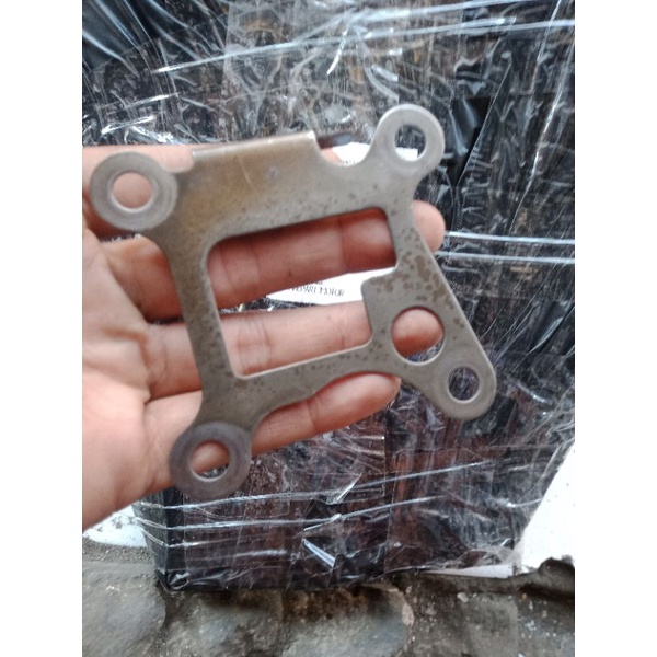 Dudukan Plat Noken As Yamaha Mio J / ORIGINAL