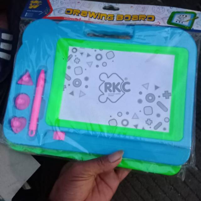 

Mainan anak papan tulis