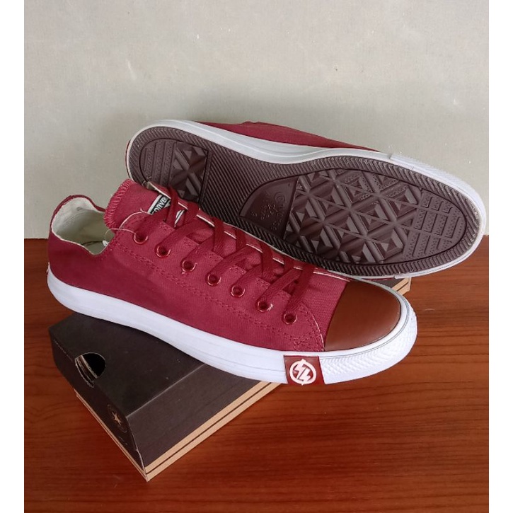 sepatu converse all star ct petir maroon all star ct petir chuck taylor merah maroon