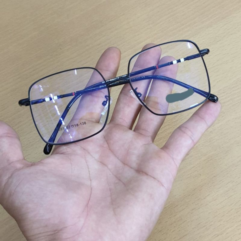 Kacamata Lensa/ Lensa Blueray/ Lensa Photocromic/ Kacamata Frame