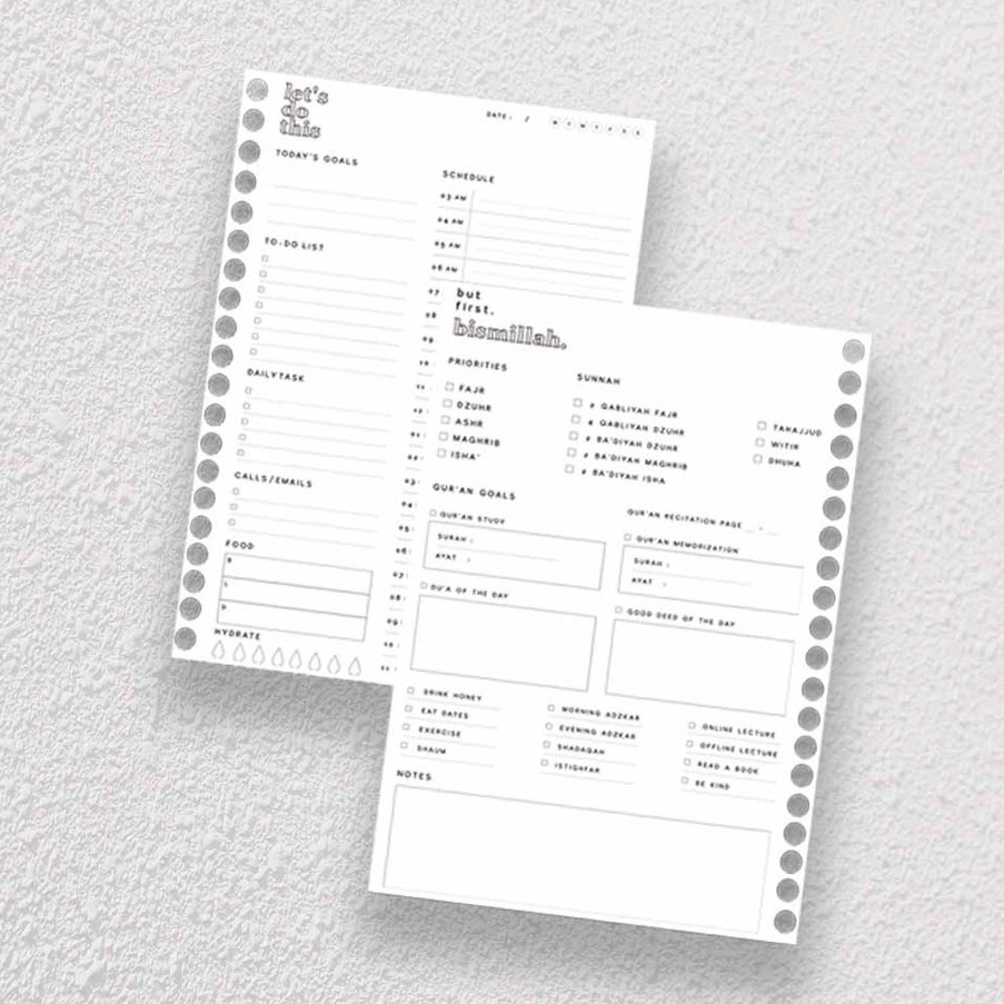 

DAILY PLANNER BY THE GANG OF FUR