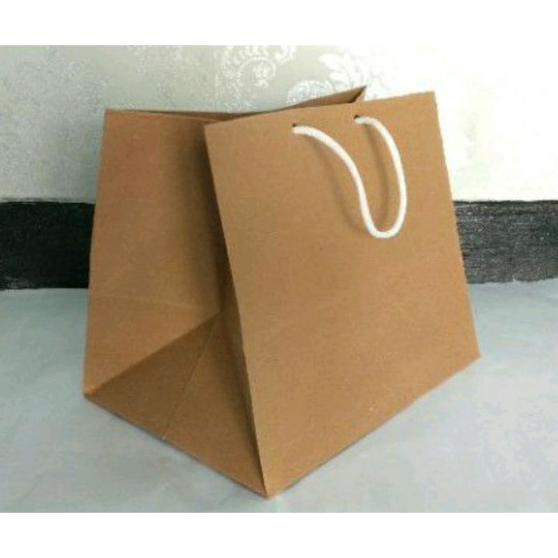 

[PEMBELIAN PER LUSIN] PAPERBAG POLOS COKLAT KRAFT R7 22x15x20