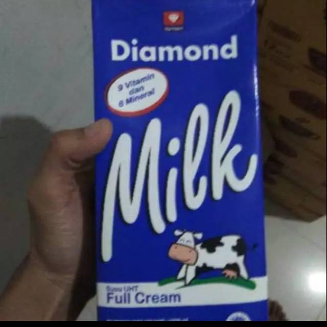 

Susu UHT Diamond Full Cream - 1 liter