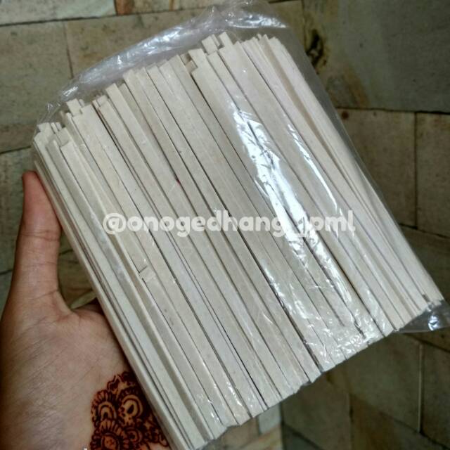 

Ready mie lidi mentah