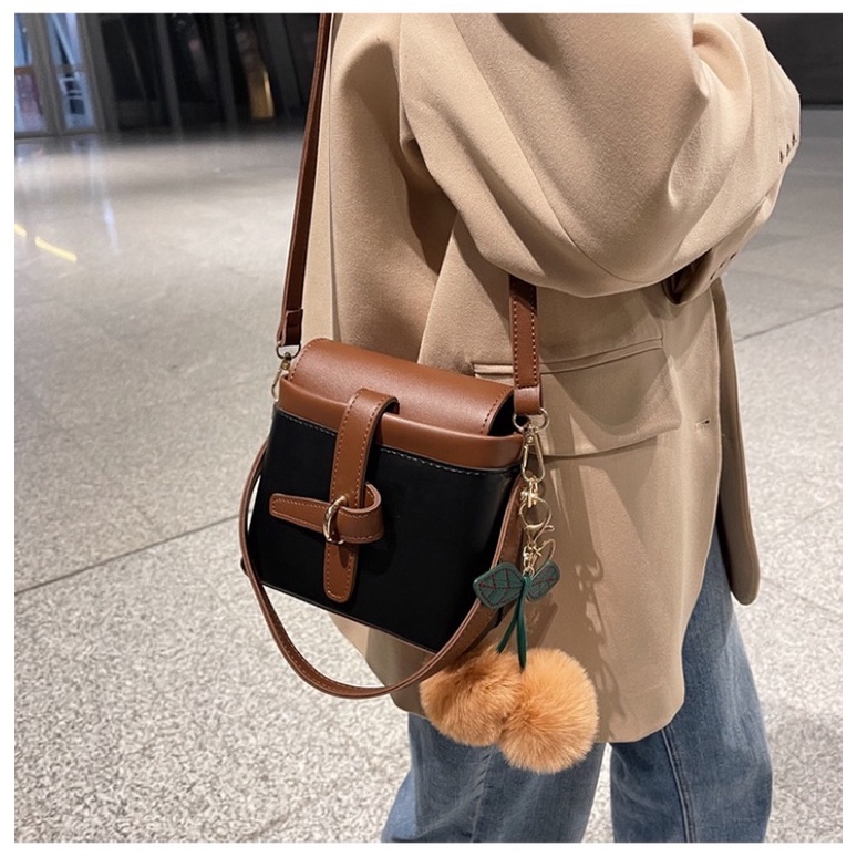 LADIESBAG - FREE GANTUNGAN POMPOM TAS SELEMPANG HANDBAG WANITA IMPORT CEWEK BAG SLINGBAG KONDANGAN LB- 326