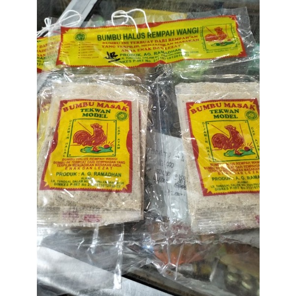 

Bumbu Halus cap ayam isi 1 sachet