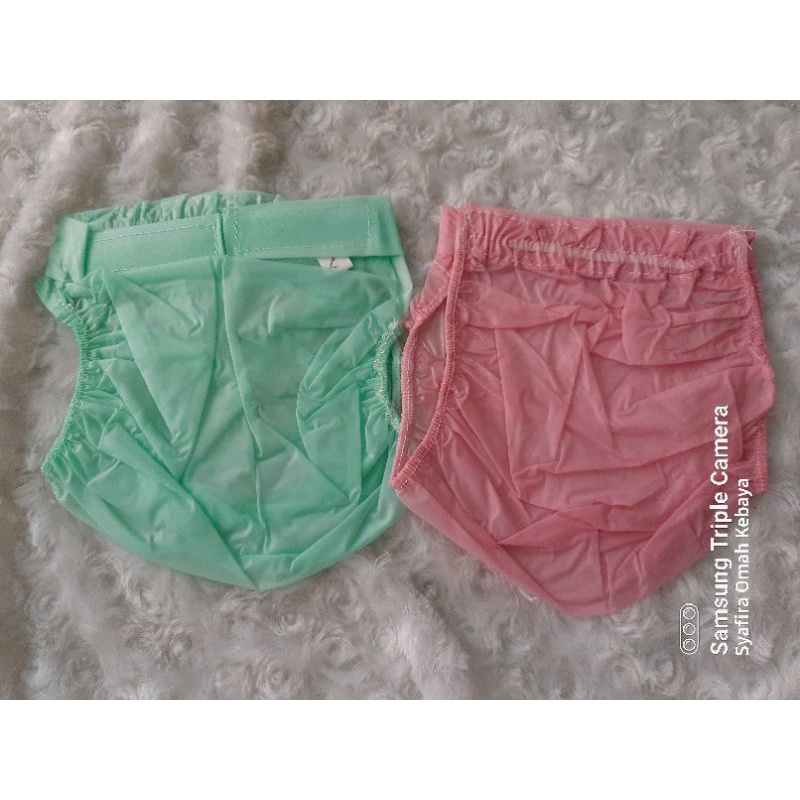 Celana plastik, popok plastik dan clodi