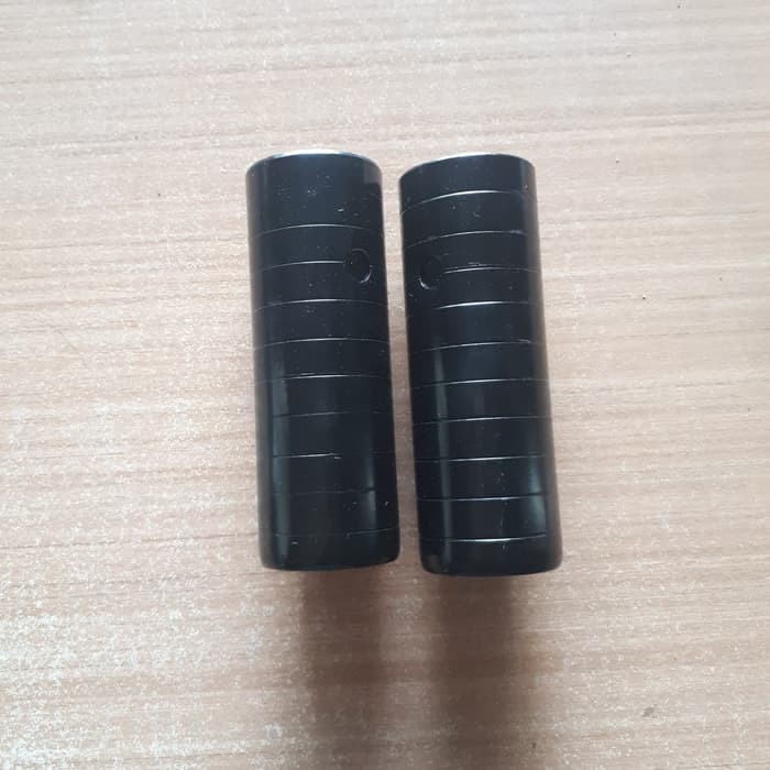 jalu sepeda pijakan kaki hitam besar as standard