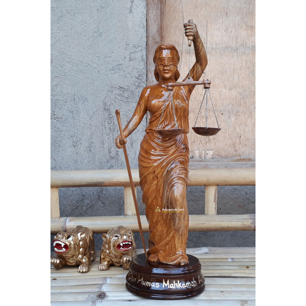 Patung Dewi Keadilan