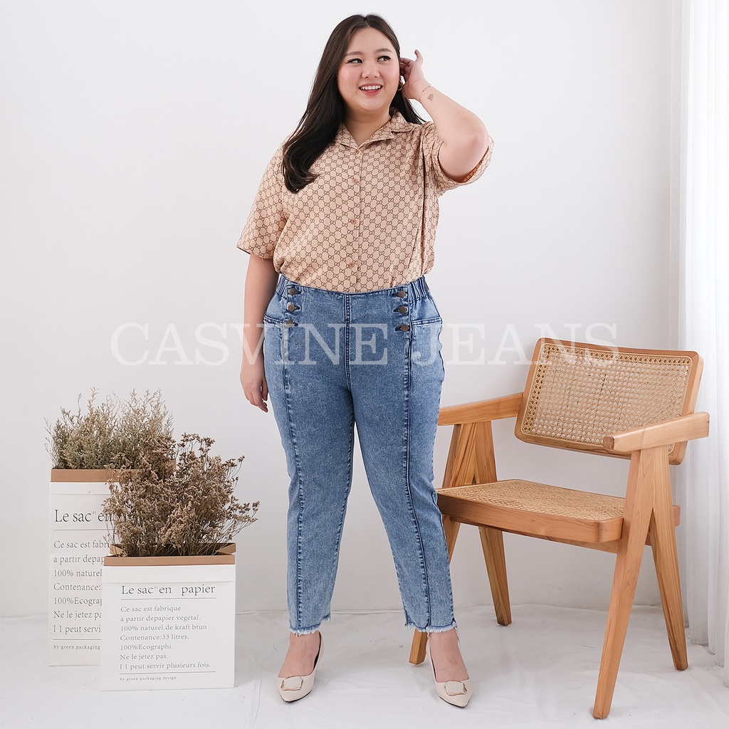 Celana Jeans Wanita Cewek Bigsize Jumbo 2733 Kancing 6 Front Line Rawis Rumbai Snow MOM JEANS