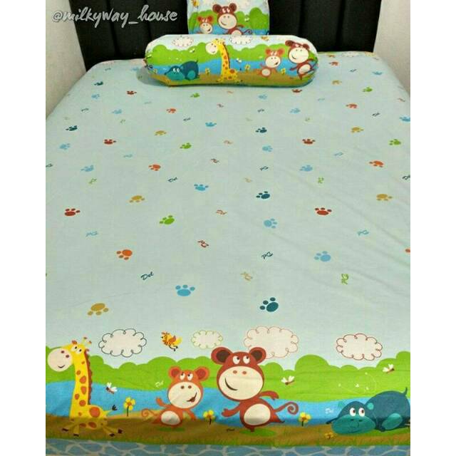 Sprei anak katun catra. Animals hewan gajah jerapah monyet kura