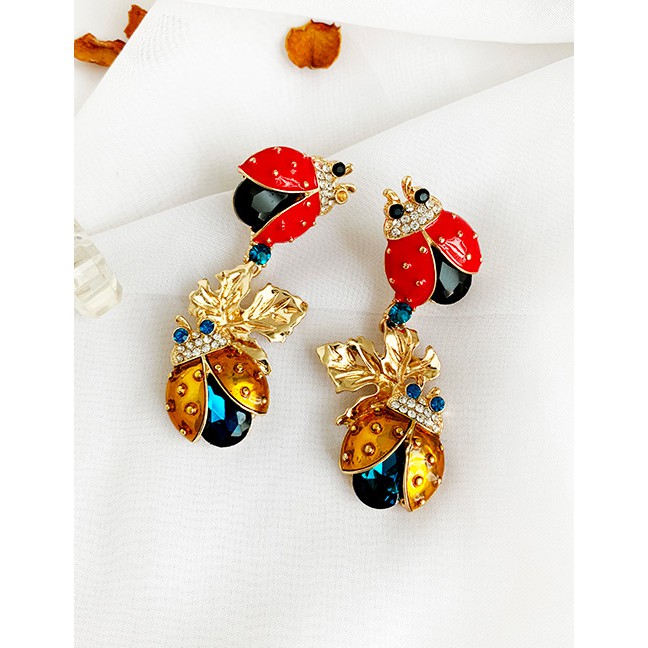 LRC Anting Tusuk Fashion Color Alloy Studded Insect Leaf Stud Earrings F91833