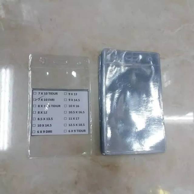 

Plastik ID Card 7x10Cm Tipis / Kartu Panitia