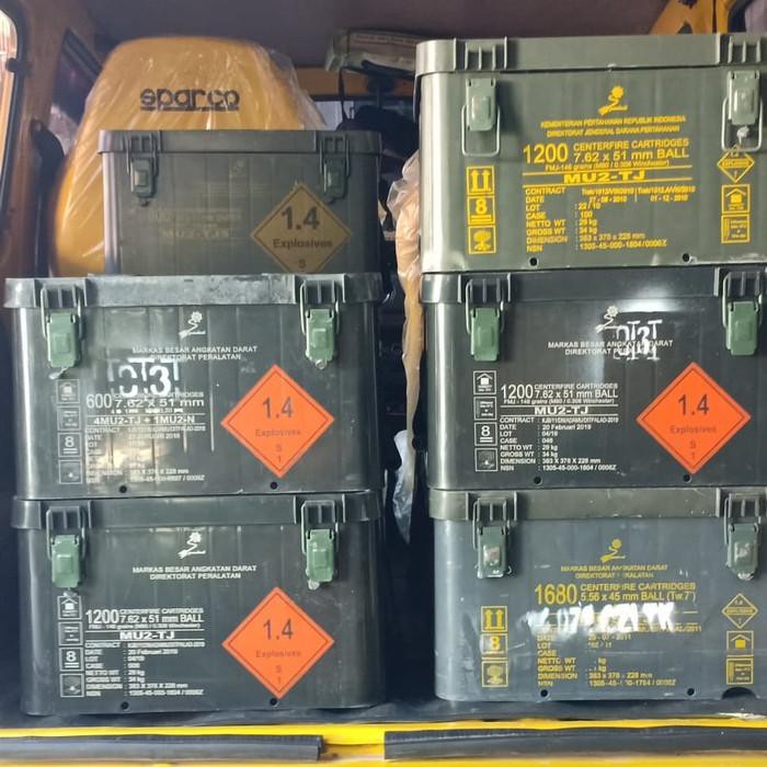 

Box Peluru Exs Pindad Tebal dan Kokoh
