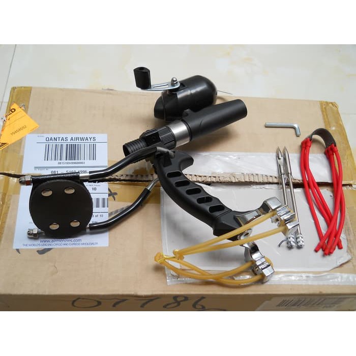 1 SET KETAPEL IKAN / SLINGSHOT / PASER (2 ARROWS + KARET CADANGAN)
