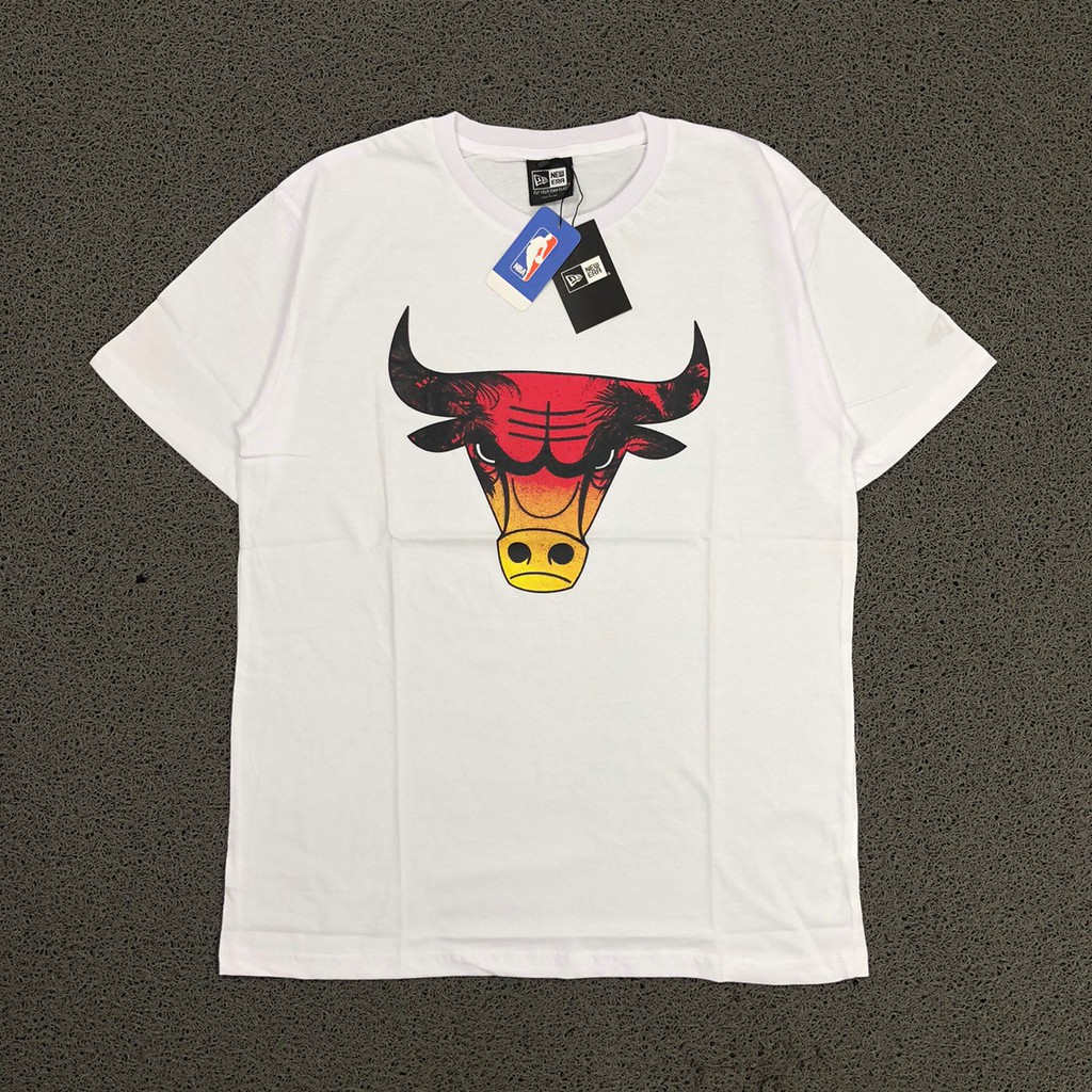 Kaos Tshirt Tee New Era Chicago Bulls Head Logo Putih