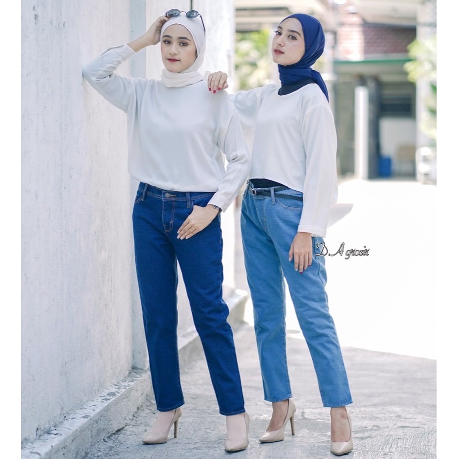 FAVO BOYFRIEND JEANS (YP)