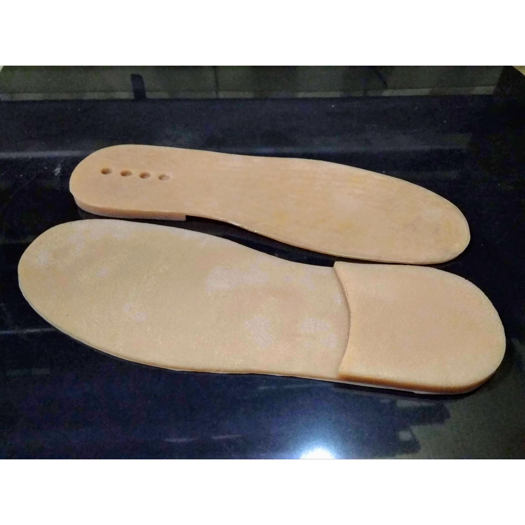 Outsole Sepatu Tebal hak 1cm, outsole Sandal karet mentah pentil, alas sepatu sandal karet mentah pentil, Sol Potong karet Mentah pentil, outsole hak pasir