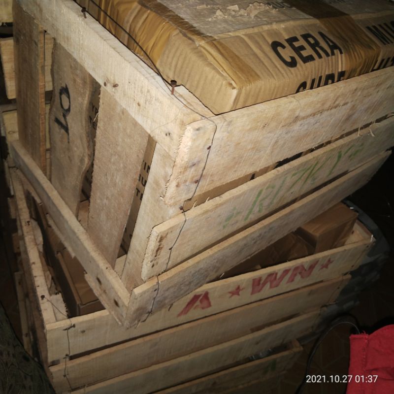 Valet Kayu Khusus Mug Cetak/Polos Pakai Expedisi/Cargo Keluar Kota