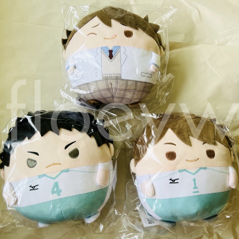 Haikyuu Fuwakororin M Size 4: Oikawa, Iwaizumi, dan Oikawa (Uniform)