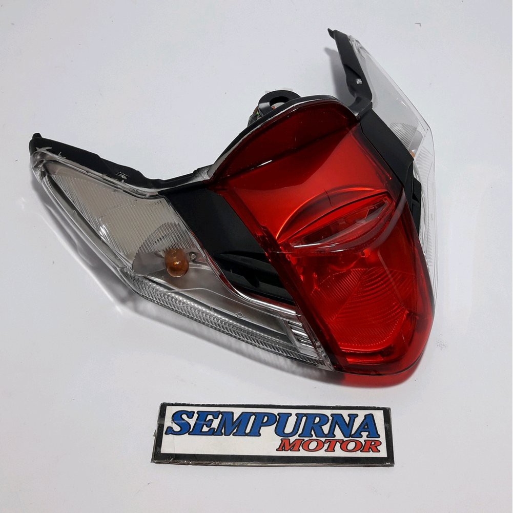 Reflektor Lampu Belakang Honda Revo Absolute Tahun 2010