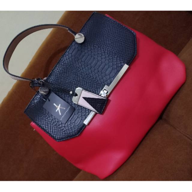 Tas atmosphere original