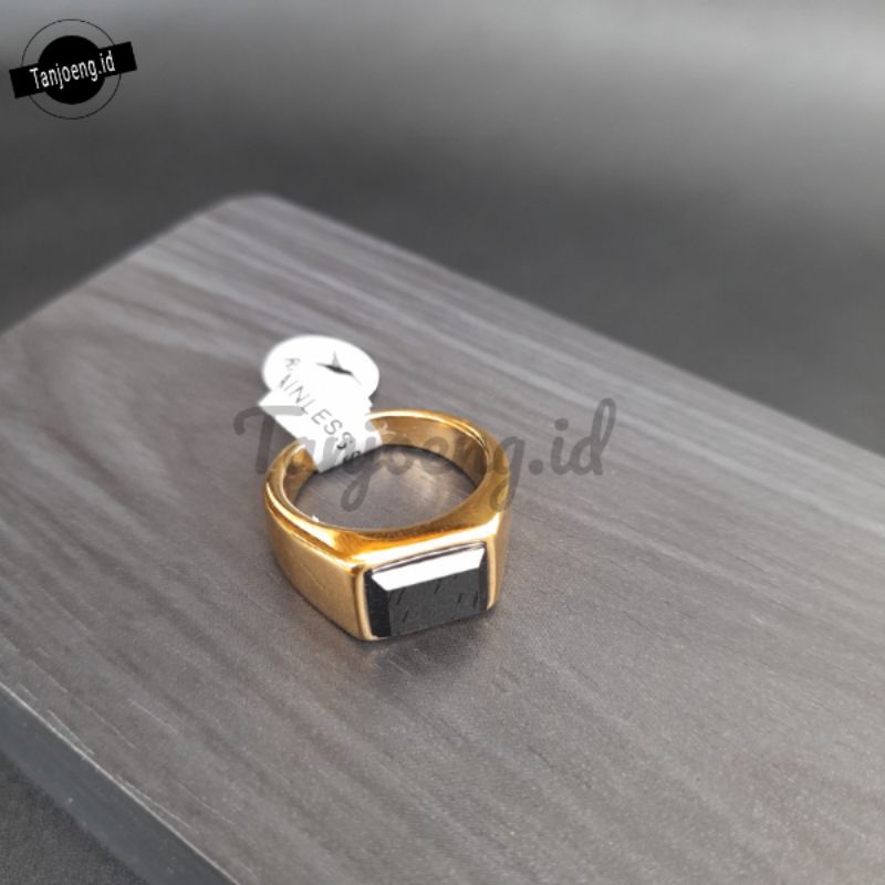 Cincin Pria Titanium Staniless Stell Anti Karat Cincin Black Onyx