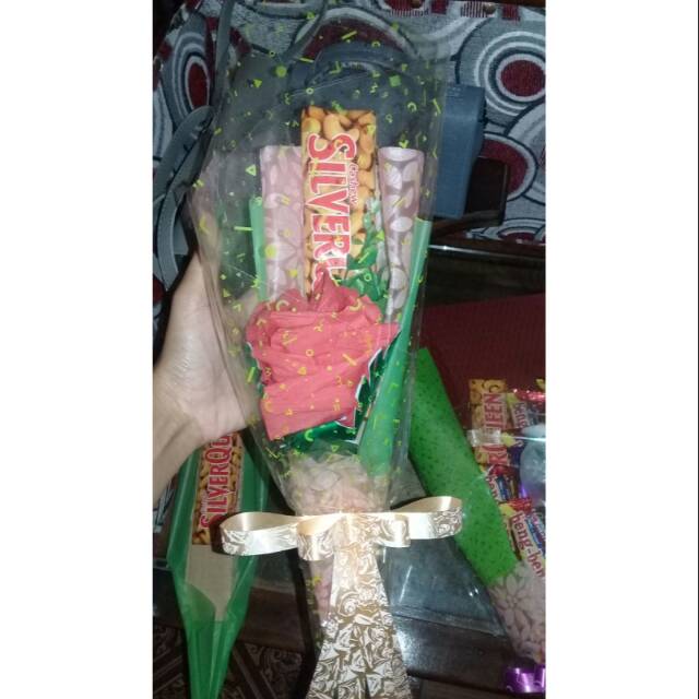 

Buket coklat silverQuen