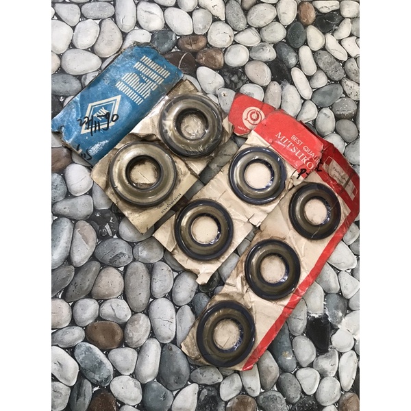 sil kruk as kruk as besar vespa sebelah