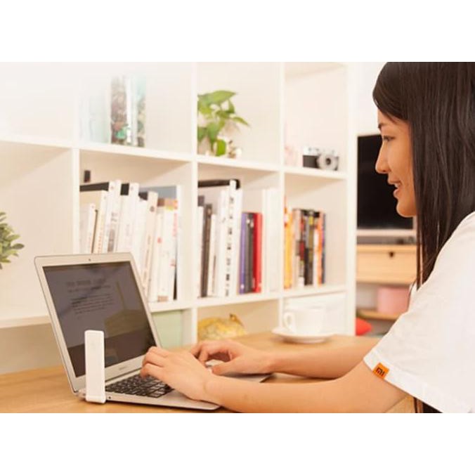 XIAOMI WIFI RANGE EXTENDER / WIFI ROUTER PENGUAT SINYAL WIFI VERSION 2 - PUTIH