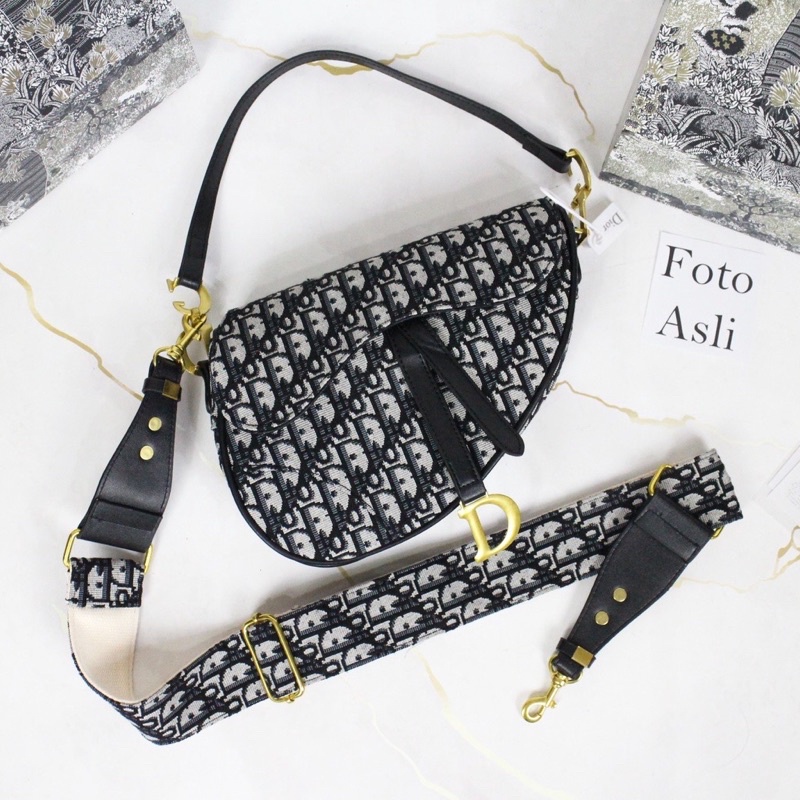 Tas dior