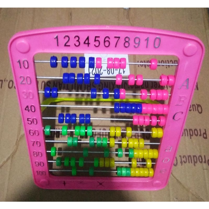 

Alat hitung, sempoa, ukuran panjang 28cm, lebar 21cm