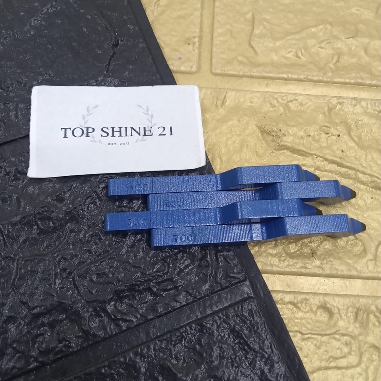 

Cap Perhiasan Angka 700/Cap Kadar 700